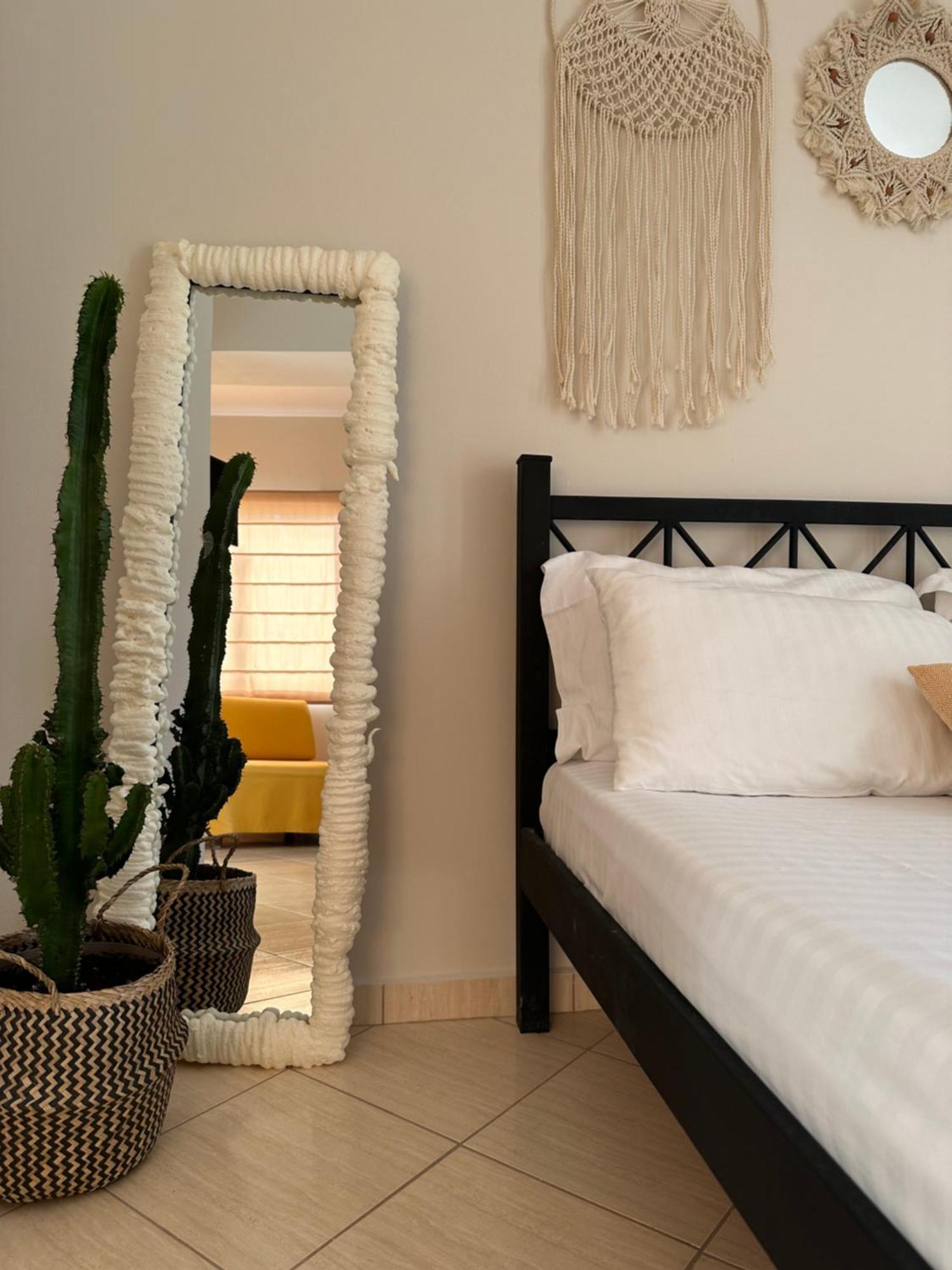Vila Lemon Tree Sarandë Buitenkant foto