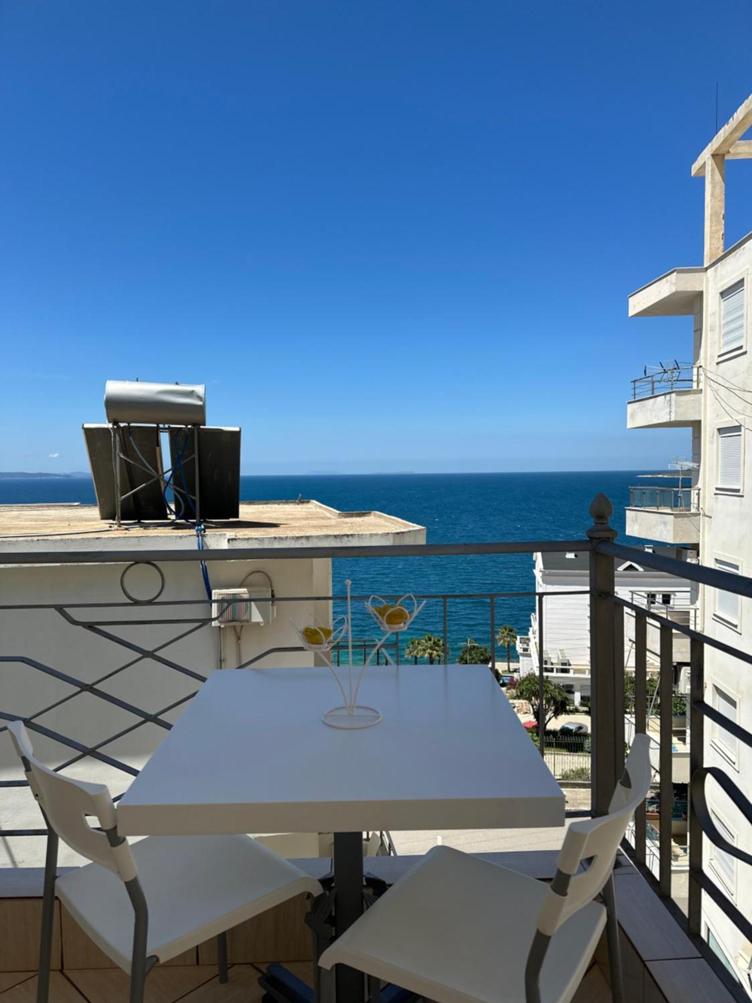 Vila Lemon Tree Sarandë Buitenkant foto