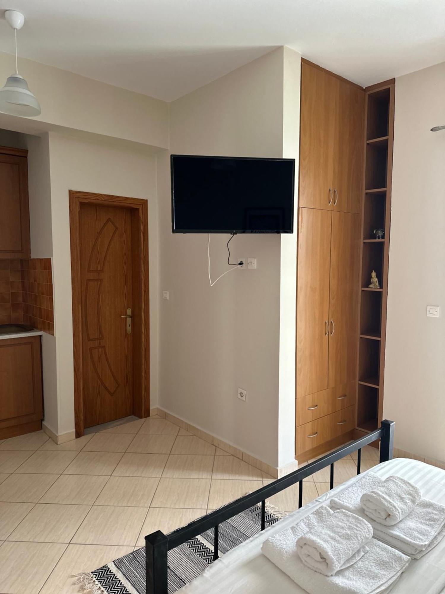 Vila Lemon Tree Sarandë Buitenkant foto