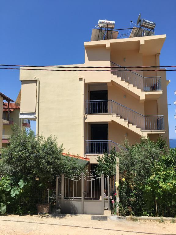 Vila Lemon Tree Sarandë Buitenkant foto